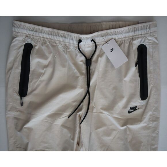 Nike Tech HM8241-104 Men's Sz 2XL Beige Standard Fit Tapered Woven Pants - Picture 4 of 16